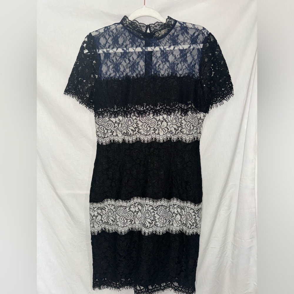Women’s Lace Dress